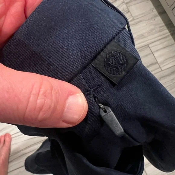 2 pairs of lululemon commission shorts 30 waist - Picture 9 of 11